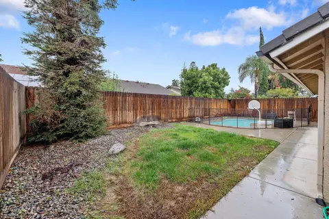 4038 E Sue Ave, Visalia, CA 93292 photo 30