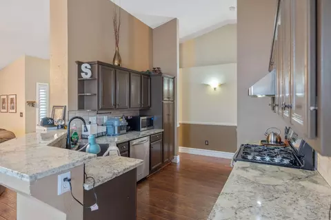 4038 E Sue Ave, Visalia, CA 93292 photo 14