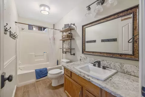 4038 E Sue Ave, Visalia, CA 93292 photo 21