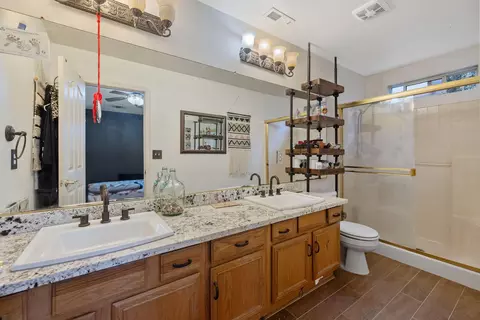 4038 E Sue Ave, Visalia, CA 93292 photo 25