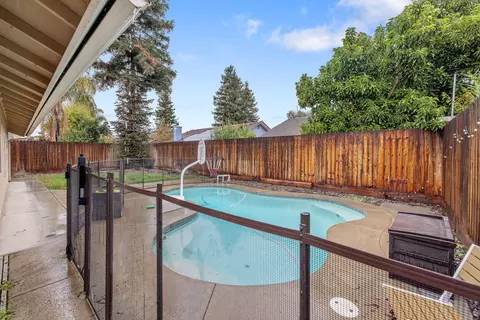 4038 E Sue Ave, Visalia, CA 93292 photo 27