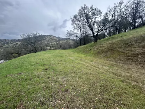 Sierra Drive, Three Rivers, CA 93271 photo 6