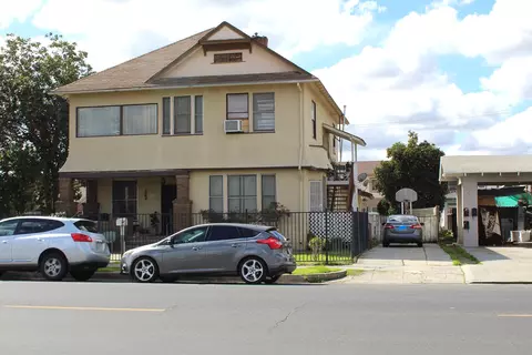 333 N L St, Dinuba, CA 93618