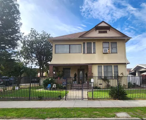 333 N L St, Dinuba, CA 93618