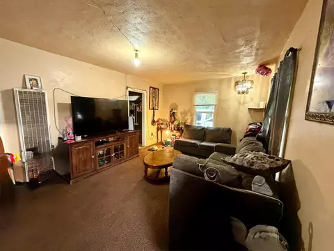 313 S K St, Madera, CA 93637 photo 2