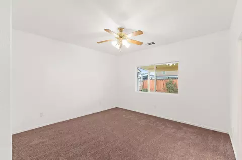 202 E Robin Ave, Visalia, CA 93291 photo 31