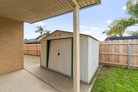 202 E Robin Ave, Visalia, CA 93291 photo 39