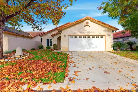 32553 Montgomery Dr, Springville, CA 93265