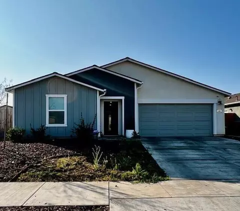 619 W Bravo Ave, Woodlake, CA 93286