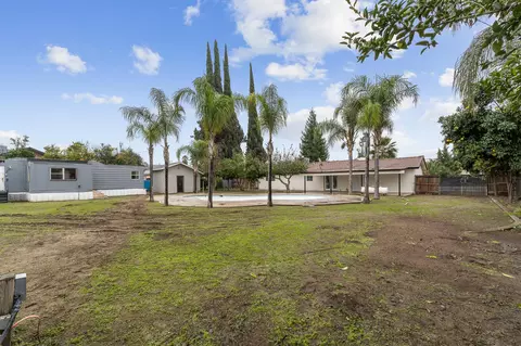25681 Hypericum St, Visalia, CA 93292 photo 5