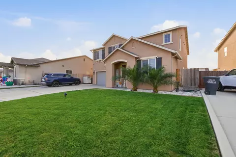 2145 N Rinaldi Ct, Visalia, CA 93291