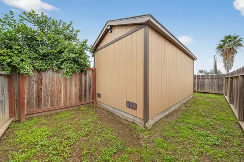Exterior - 539 Nelson St, Exeter, CA 93221 photo 11 of 11