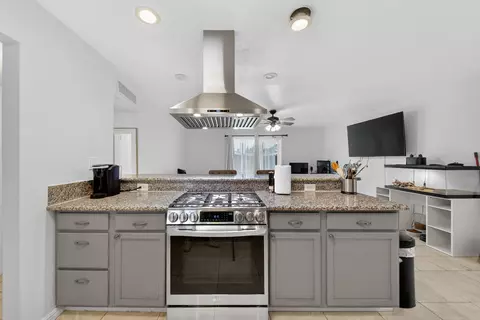 Kitchen - 539 Nelson St, Exeter, CA 93221 photo 5 of 8