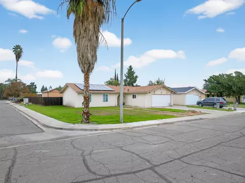 Exterior - 539 Nelson St, Exeter, CA 93221 photo 3 of 11