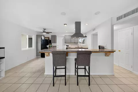 Kitchen - 539 Nelson St, Exeter, CA 93221 photo 8 of 8