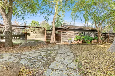 Exterior - 31361 Palm Dr, Exeter, CA 93221 photo 12 of 52
