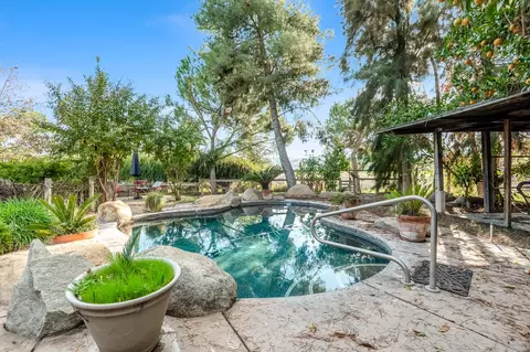 Exterior - 31361 Palm Dr, Exeter, CA 93221 photo 8 of 52