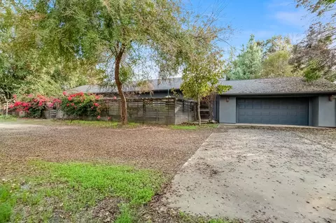 Exterior - 31361 Palm Dr, Exeter, CA 93221 photo 19 of 52