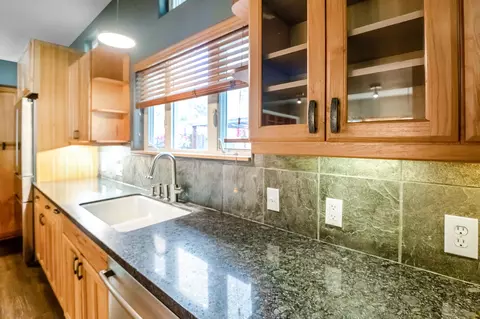 Kitchen - 31361 Palm Dr, Exeter, CA 93221 photo 5 of 9