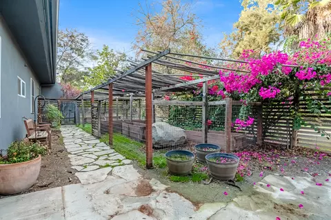 Exterior - 31361 Palm Dr, Exeter, CA 93221 photo 15 of 52