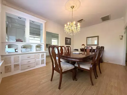 Dining - 42741 N Fork Dr, Three Rivers, CA 93271 photo 2 of 3