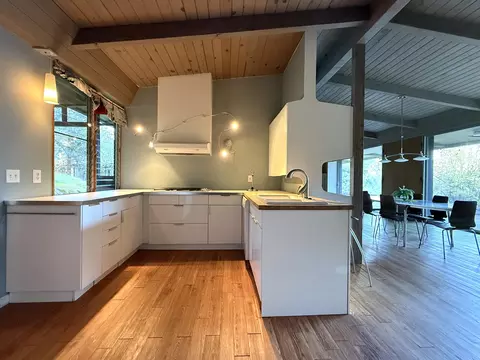 Kitchen - 42751 N Fork Dr #B, Three Rivers, CA 93271 photo 1 of 3