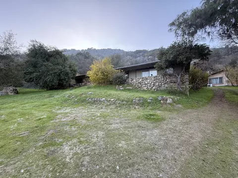 42751 N Fork Dr #B, Three Rivers, CA 93271