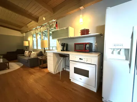 Kitchen - 42751 N Fork Dr #B, Three Rivers, CA 93271 photo 2 of 3