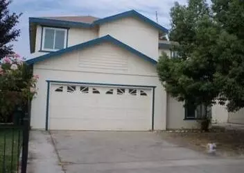 650 E Front St, Farmersville, CA 93223
