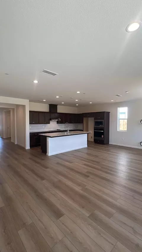 3157 Ryan Ave, Tulare, CA 93274 photo 4