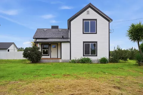 4190 Ave 400, Dinuba, CA 93618