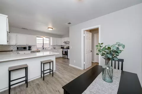 640 N Renn Ave, Clovis, CA 93611 photo 14