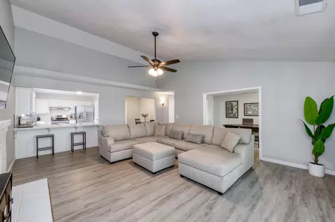 640 N Renn Ave, Clovis, CA 93611 photo 11