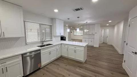 Kitchen - 2329 Michael Cir, Hanford, CA 93230 photo 4 of 4