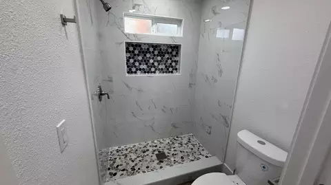 Bath - 2329 Michael Cir, Hanford, CA 93230 photo 1 of 5