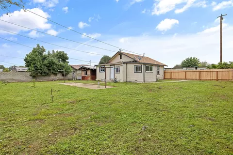 Exterior - 33239 Road 160, Ivanhoe, CA 93235 photo 4 of 6