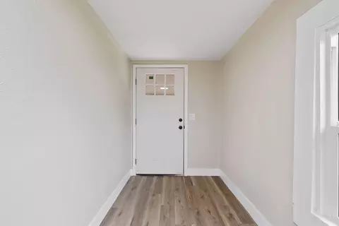 Entry Way - 33239 Road 160, Ivanhoe, CA 93235 photo 1 of 8
