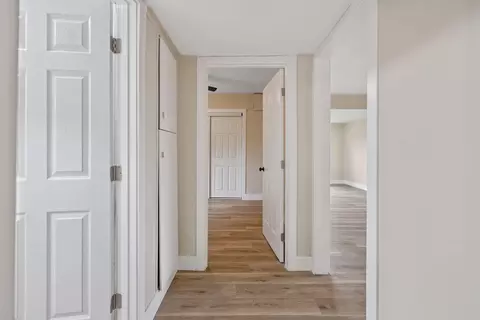 Entry Way - 33239 Road 160, Ivanhoe, CA 93235 photo 5 of 8