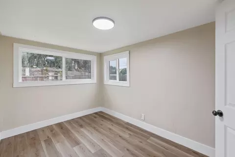 Bedroom - 33239 Road 160, Ivanhoe, CA 93235 photo 1 of 3