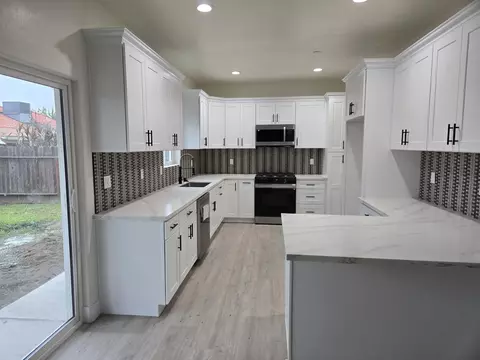 Kitchen - 2032 E Pershing Ave, Visalia, CA 93292 photo 1 of 1