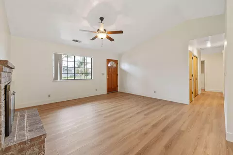 Living - 2215 E Myrtle Ct, Visalia, CA 93292 photo 3 of 4