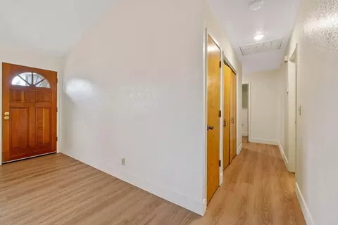 Entry Way - 2215 E Myrtle Ct, Visalia, CA 93292 photo 1 of 4