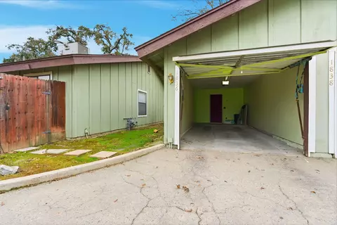 Exterior - 1836 E Vassar Dr, Visalia, CA 93292 photo 6 of 7
