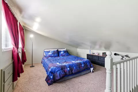 Bedroom - 1836 E Vassar Dr, Visalia, CA 93292 photo 5 of 5