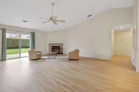 Living - 2318 E Cherry Ave, Visalia, CA 93292 photo 3 of 6