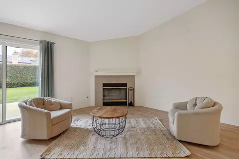 Living - 2318 E Cherry Ave, Visalia, CA 93292 photo 5 of 6