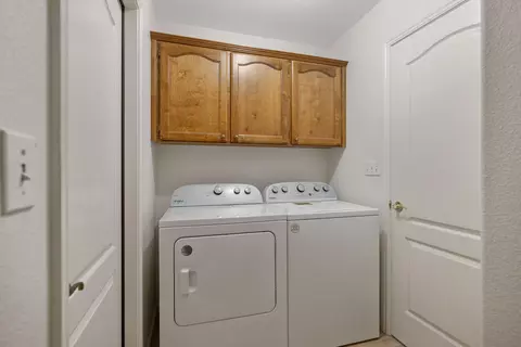 Other - 2318 E Cherry Ave, Visalia, CA 93292 photo 6 of 13
