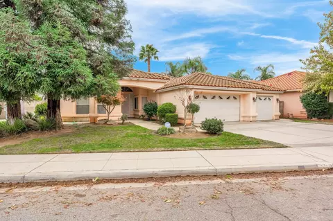 Exterior - 3410 Doubletree Way, Madera, CA 93637 photo 2 of 7