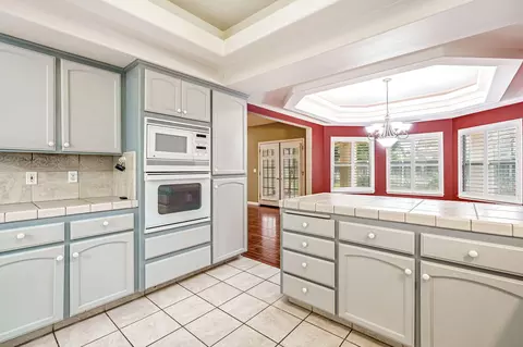 Kitchen - 3410 Doubletree Way, Madera, CA 93637 photo 7 of 7