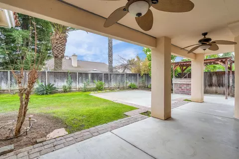 Exterior - 3410 Doubletree Way, Madera, CA 93637 photo 4 of 7